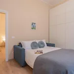 Simar Nearby Sg Train Station Como