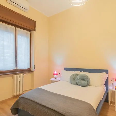 Simar Nearby Sg Train Station Apartamento