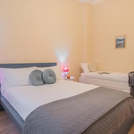 Апартаменты Simar Nearby Sg Train Station