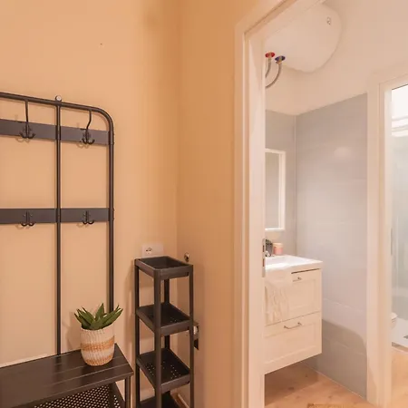 Διαμέρισμα Simar Nearby Sg Train Station By Rent *