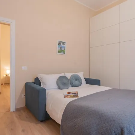 Simar Nearby S G Train Station By Rent Como