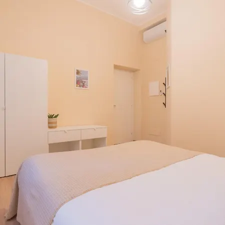 Apartamento Simar Nearby S G Train Station By Rent Como