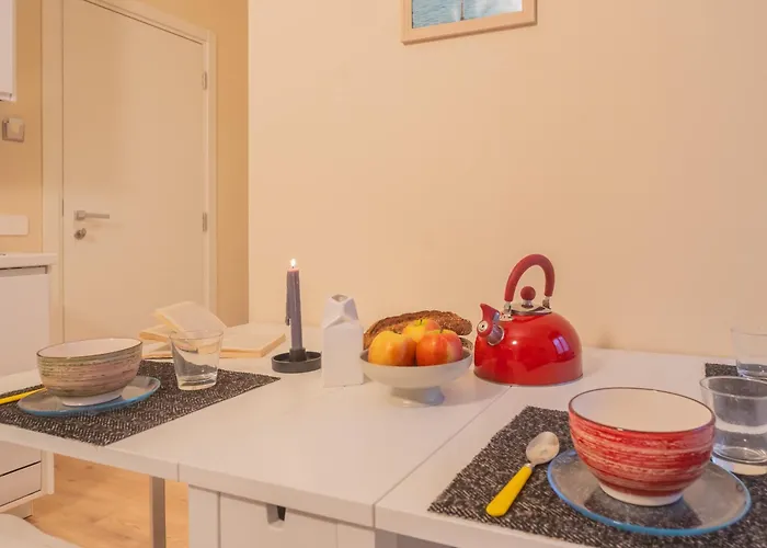 Simar Nearby Sg Train Station Apartamento *