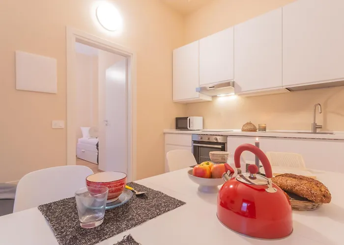 Apartment Simar Nearby S G Train Station By Rent Como