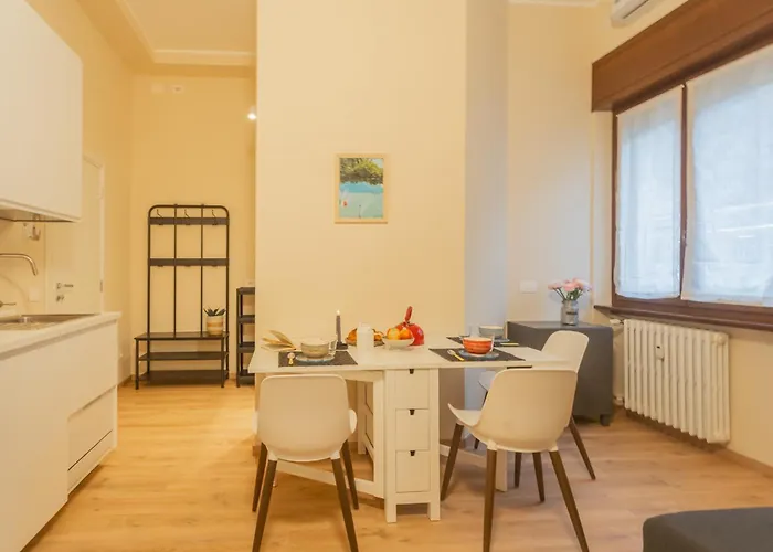 Simar Nearby S G Train Station By Rent *