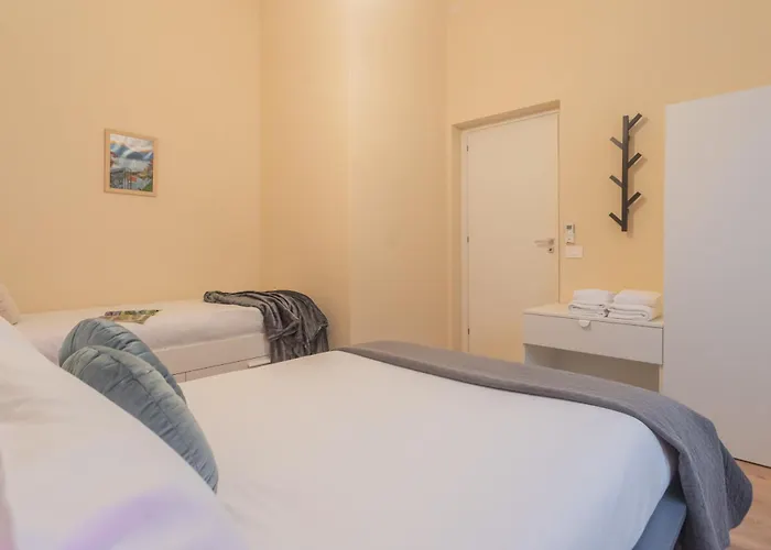 Simar Nearby Sg Train Station Apartamento