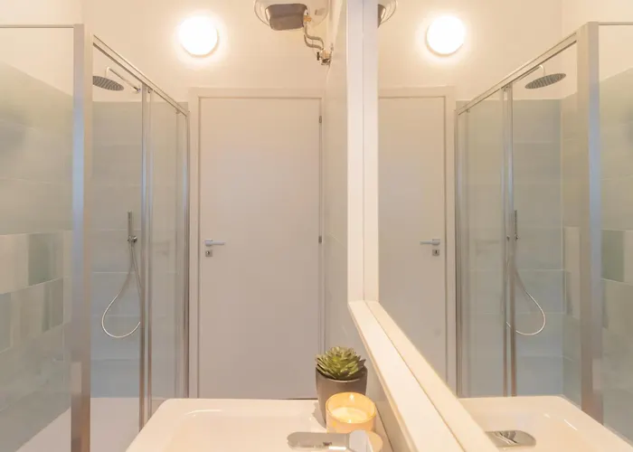 Simar Nearby Sg Train Station Apartamento