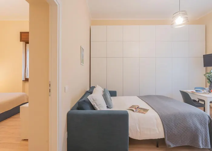 Simar Nearby Sg Train Station Апартаменты Комо