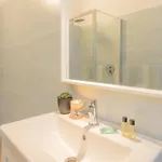 Simar Nearby Sg Train Station By Rent *